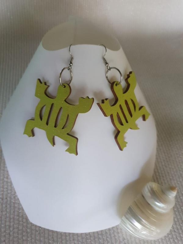 Boucles d'oreilles en bois forme tortue